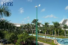 Haikou Meilan Airport, Hainan, wind & solar hybrid light