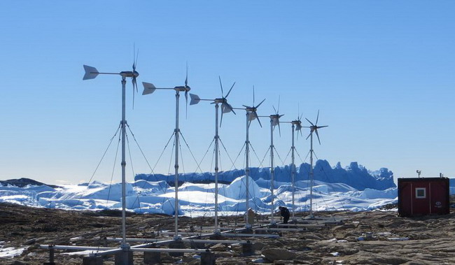 7 HY-3000 Wind Turbine Served at China Antarctica Research Base Camp